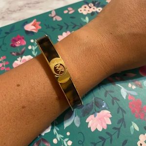 Gorgeous turtle shell design Michael Kors Bracelet